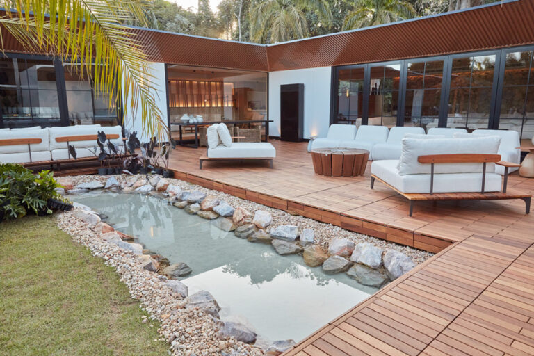 Objective 02.89fca4c4 768x512