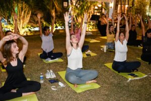 pilates ao ar livre mostra iluminare