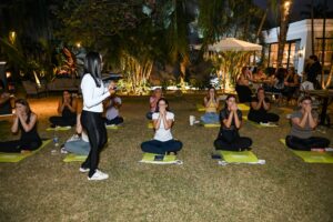 pilates ao ar livre mostra iluminare