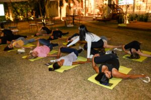 pilates ao ar livre mostra iluminare